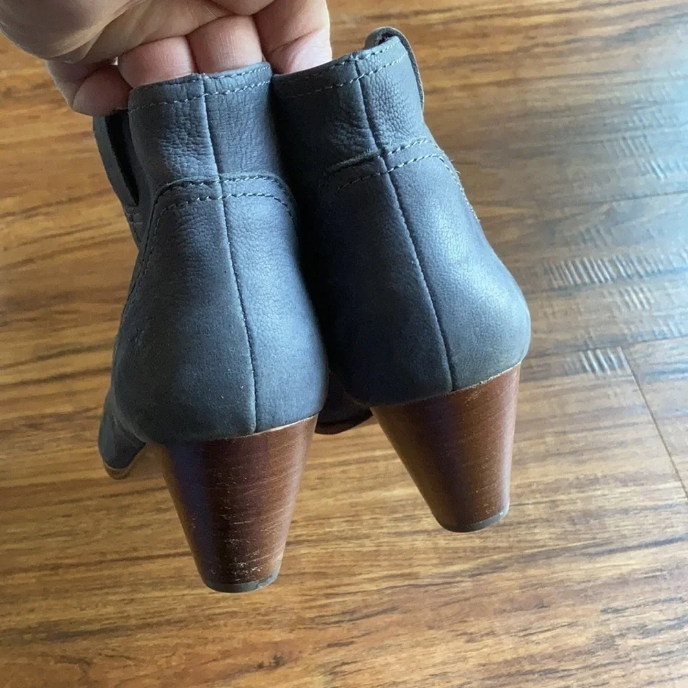 Frye gray leather booties size‎ 9.5